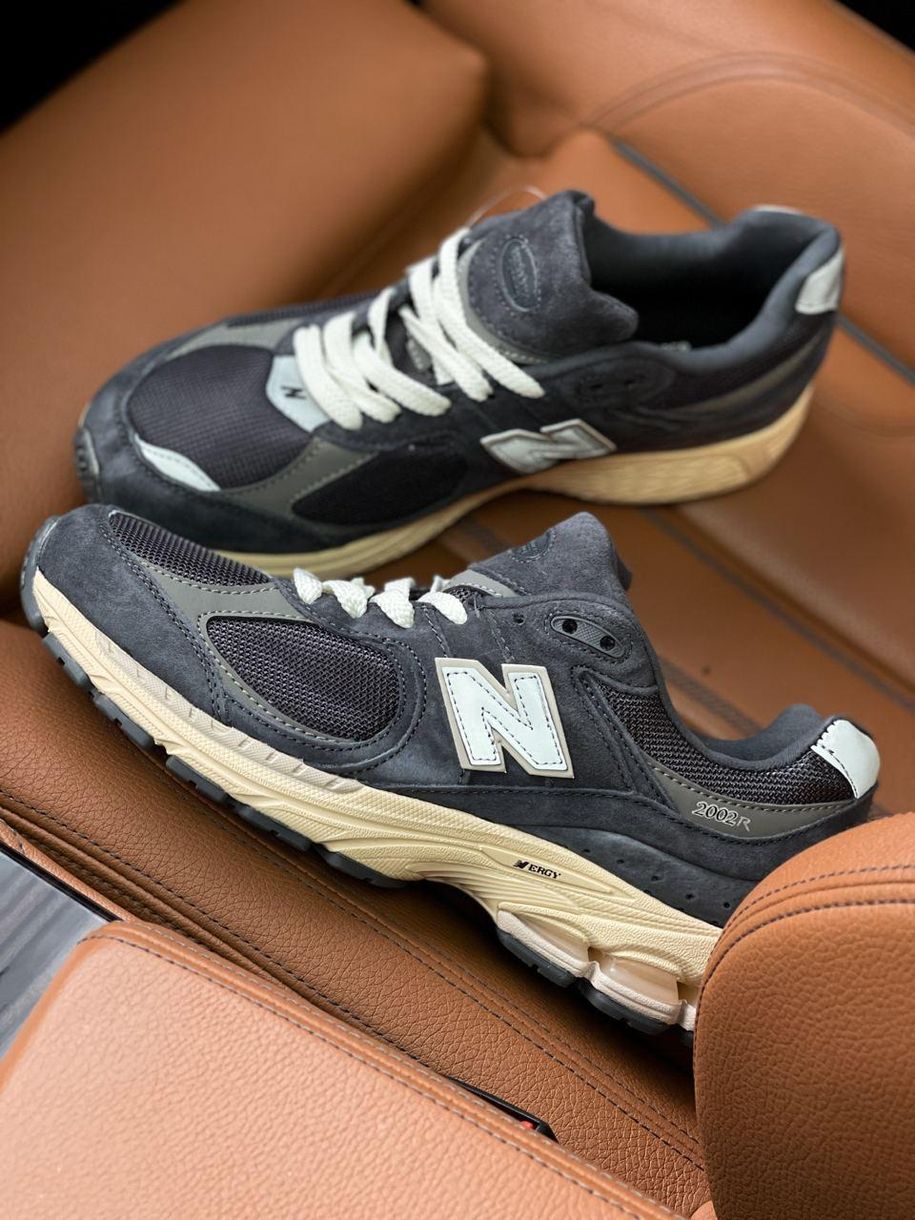 Кросівки New Balance 2002R Black Dark Grey 8399 фото