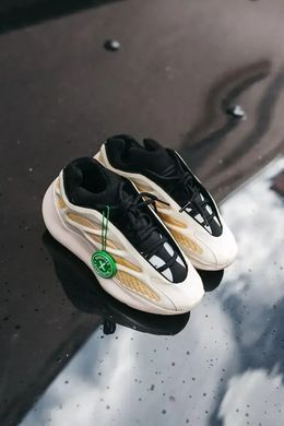 Adidas Yeezy 700 V3 Safflower
