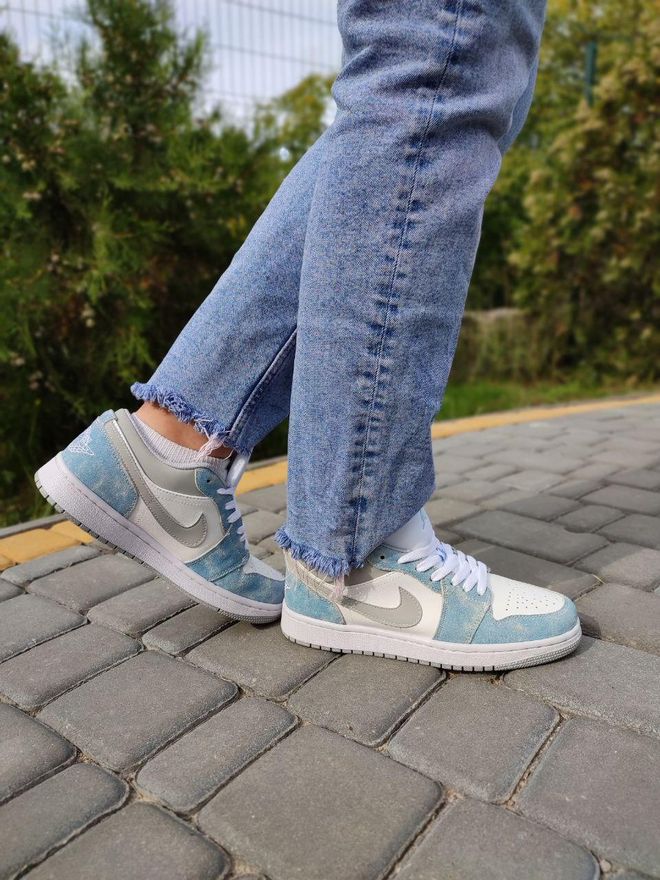 nike air jordan low denim