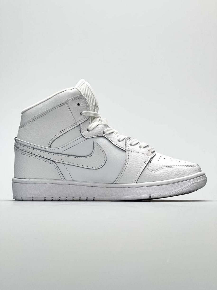 Nike Air Jordan 1 Retro High White «Grey Logo» 2 6673 фото