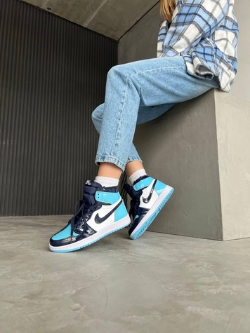 Баскетбольні кросівки Nike Air Jordan 1 Retro High Patent Blue 2 2028 фото