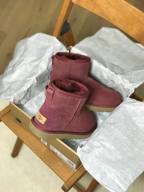 Зимние сапоги UGG Classic Mini 2 Bordo 5411 фото