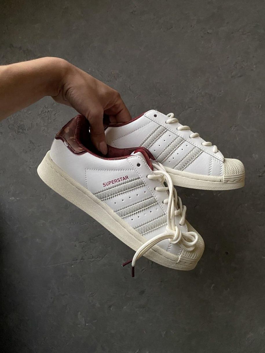 Кроссовки Adidas Superstar White Red v2 9718 фото