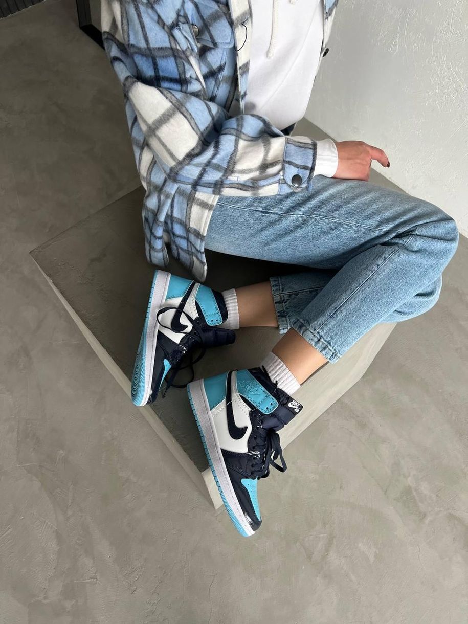 Баскетбольні кросівки Nike Air Jordan 1 Retro High Patent Blue 2 2028 фото