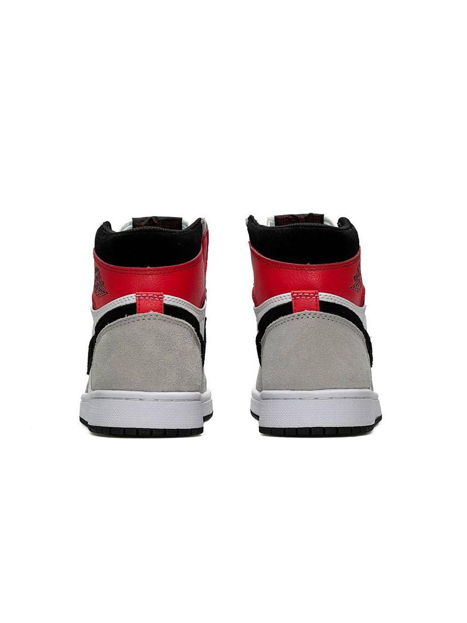 Баскетбольні кросівки Nike Air Jordan 1 High Grey Black Red 1060 фото