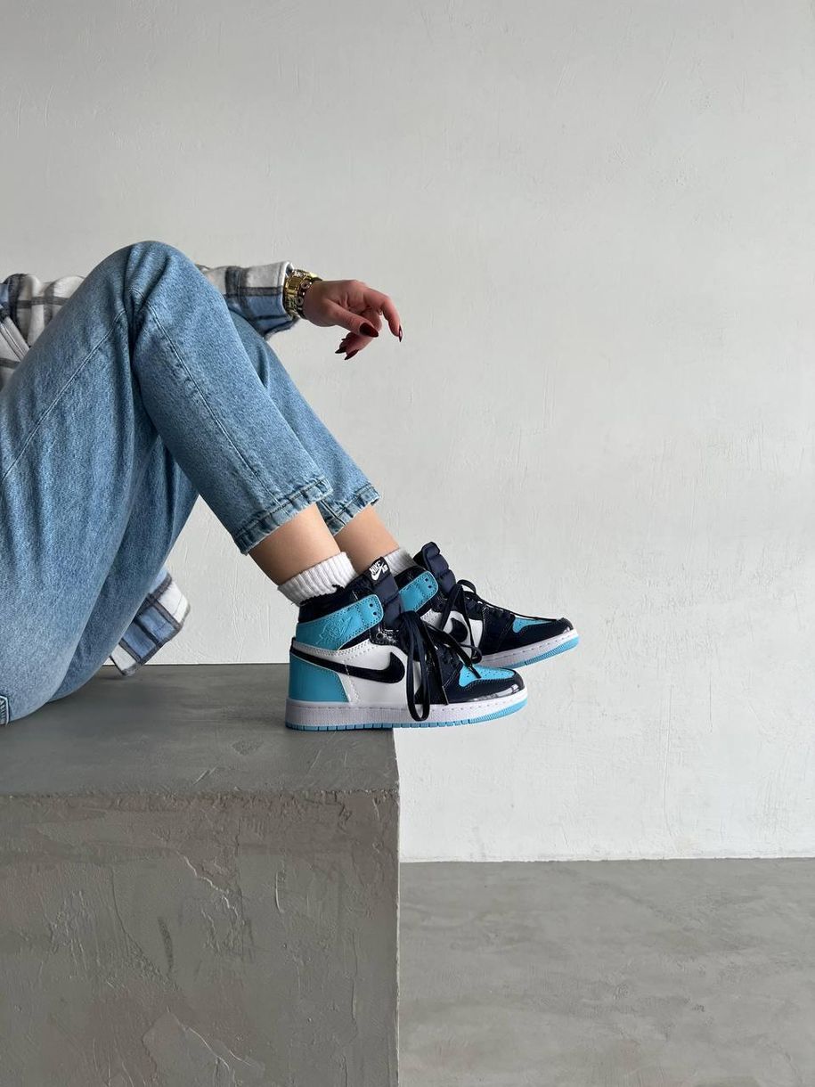 Баскетбольные кроссовки Nike Air Jordan 1 Retro High Patent Blue 2 2028 фото