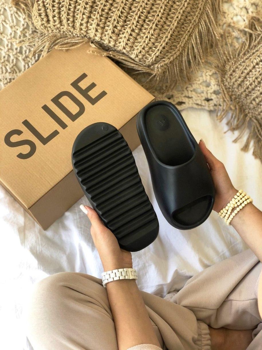 Шлепанцы Adidas Yeezy Slide Black 3303 фото