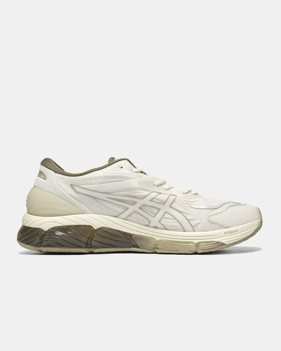 C.P. Company x Asics Gel-Quantum 360 VIII Cream Olive