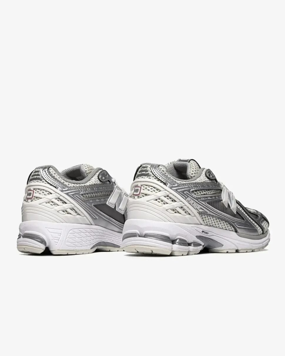 New Balance 1906R White Silver Chrome