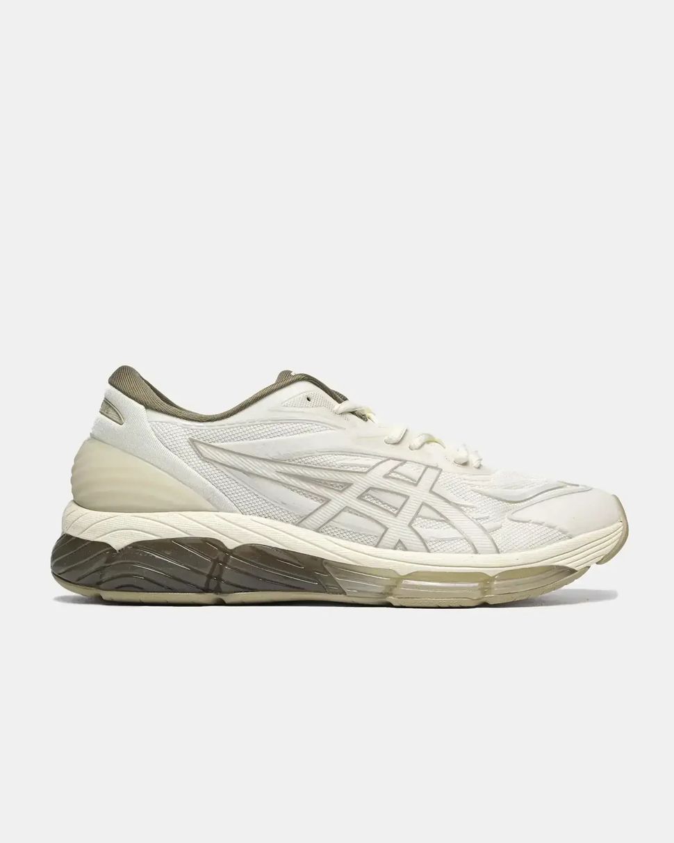C.P. Company x Asics Gel-Quantum 360 VIII Cream Olive