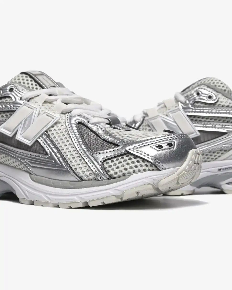 New Balance 1906R White Silver Chrome