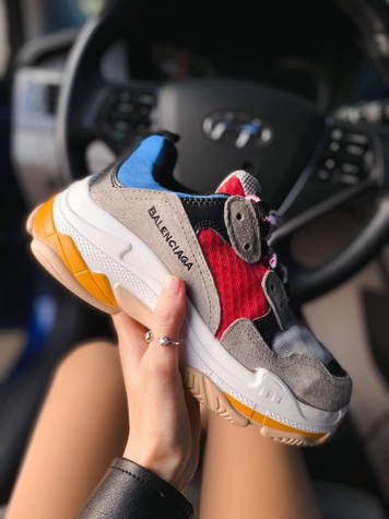 Кроссовки Balenciaga Triple S V1 Beige Blue Red Yellow 3398 фото