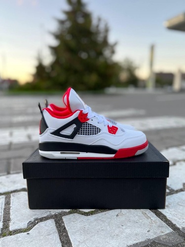 Nike Air Jordan Retro 4 Fire Red v3 2184 фото