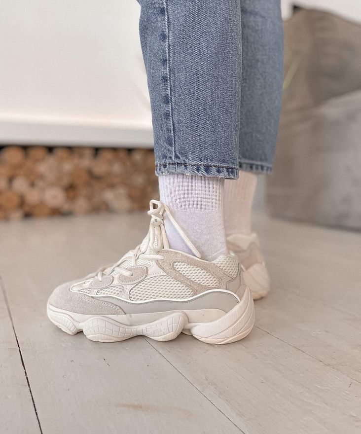 Yeezy bone store white 500