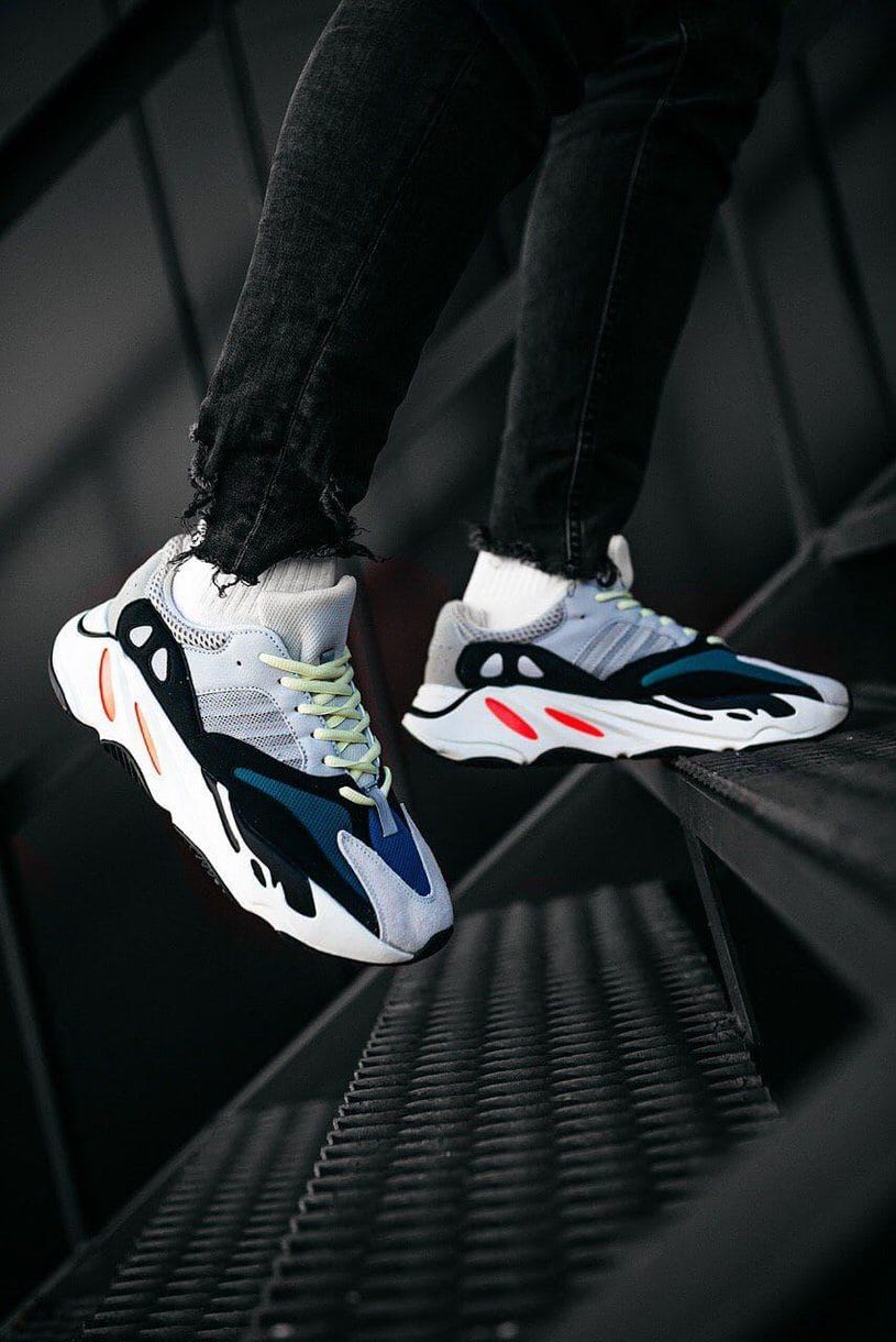 Кроссовки Adidas Yeezy Boost 700 V1 Wave Runner Solid 3138 фото