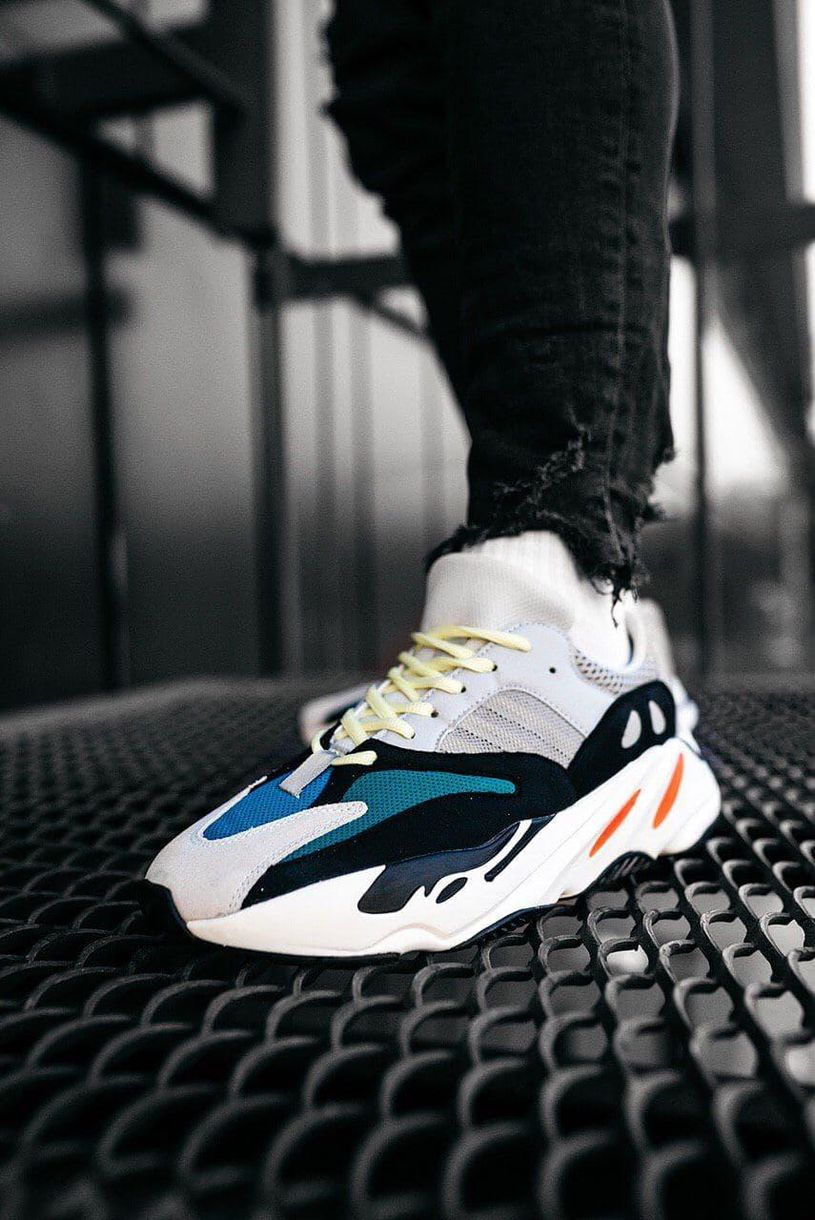 Кроссовки Adidas Yeezy Boost 700 V1 Wave Runner Solid 3138 фото