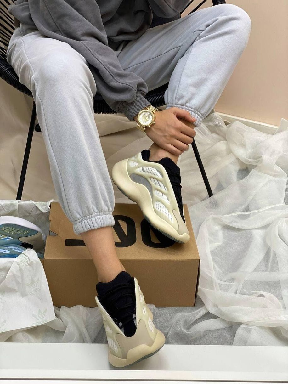 Кросівки Adidas Yeezy Boost 700 V3 Azael 2 6149 фото