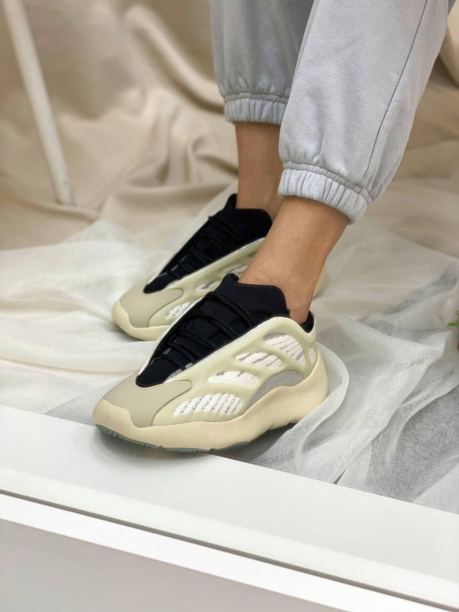 Кросівки Adidas Yeezy Boost 700 V3 Azael 2 6149 фото