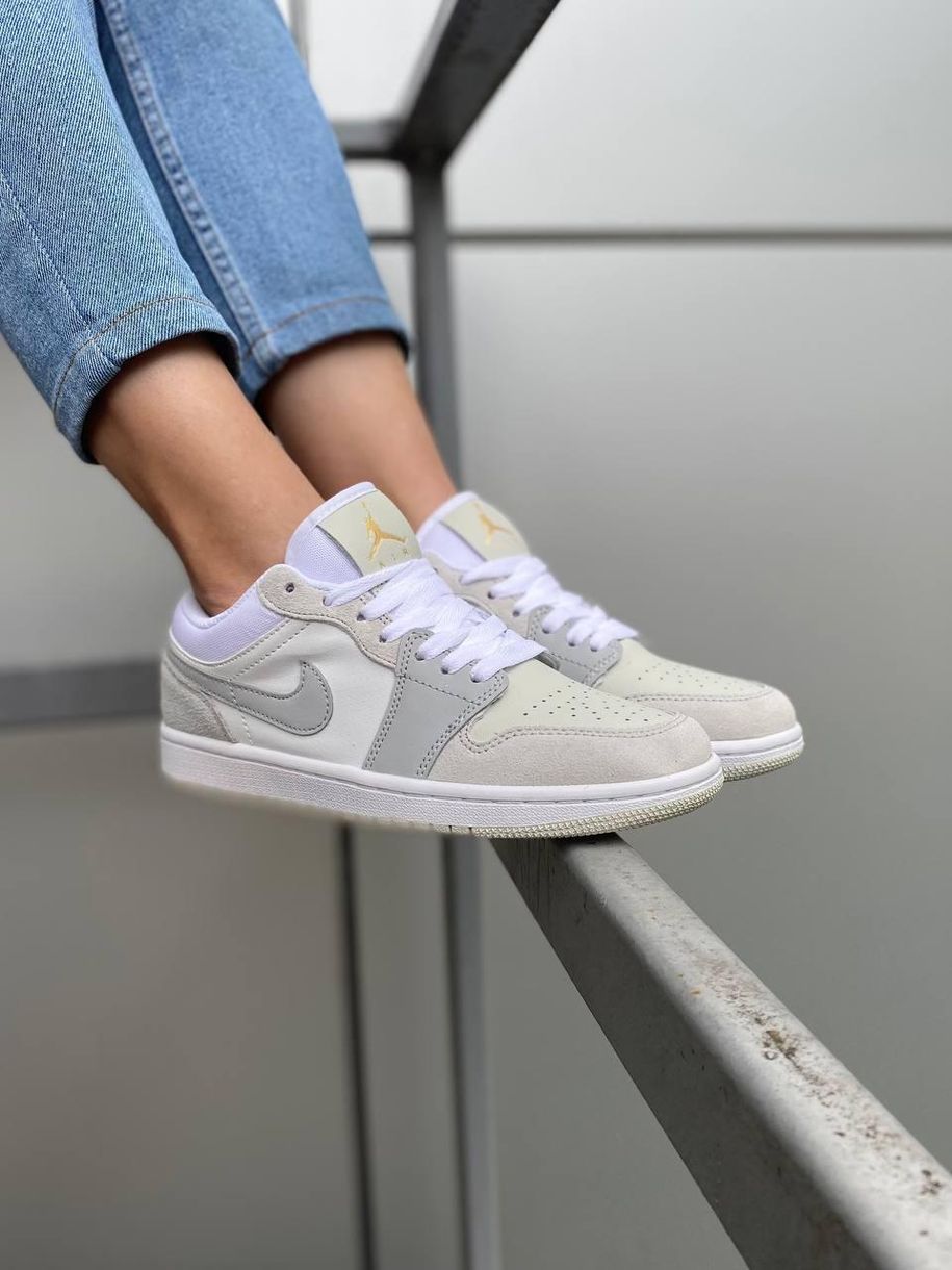 Баскетбольні кросівки Nike Air Jordan 1 Low Paris 6879 фото