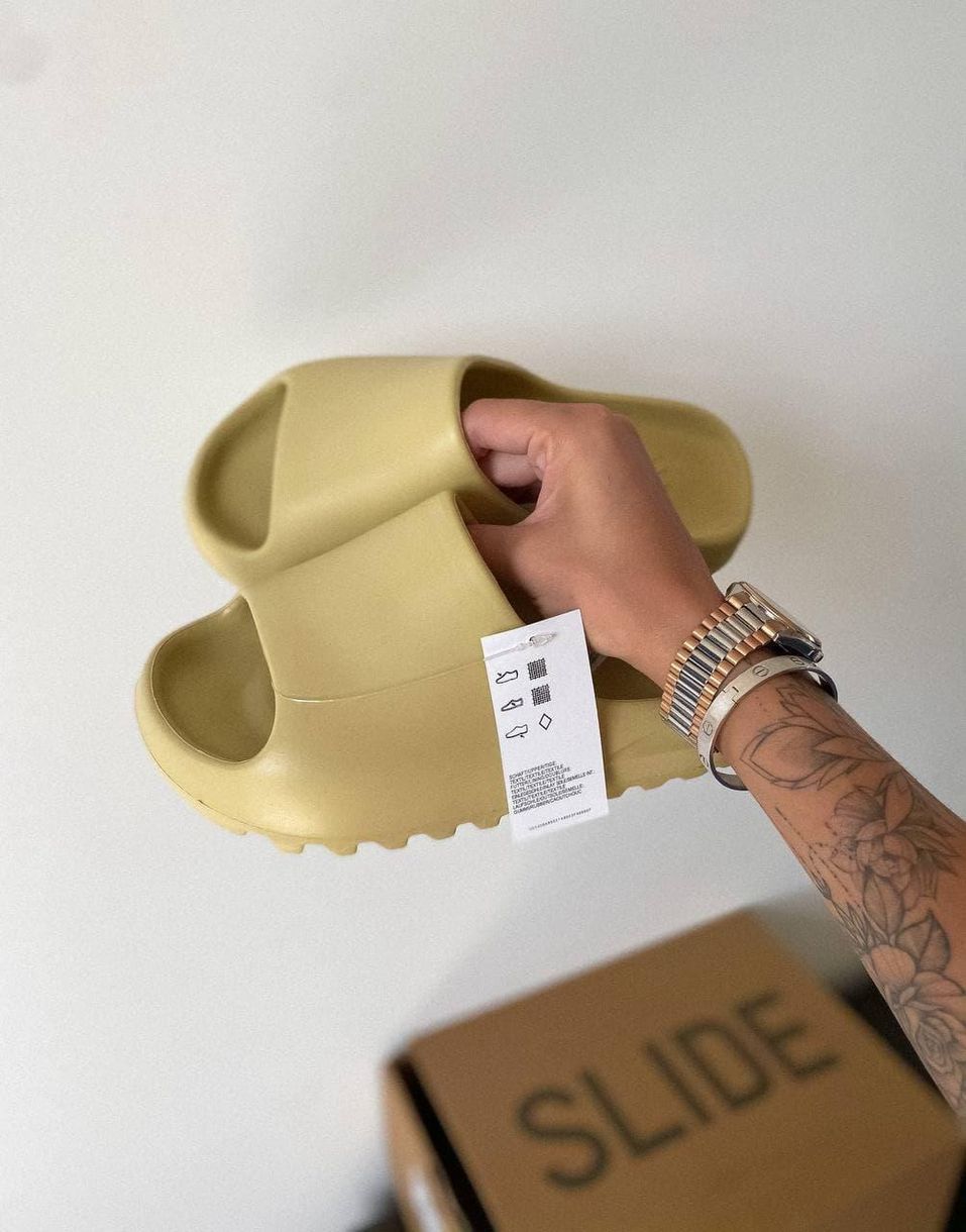 Шльопанці Adidas Yeezy Slide Desert 3313 фото