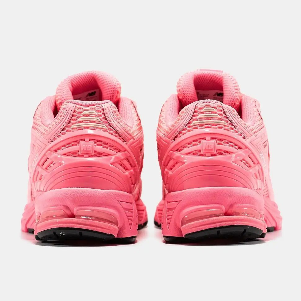 New Balance 1906R Hot Pink