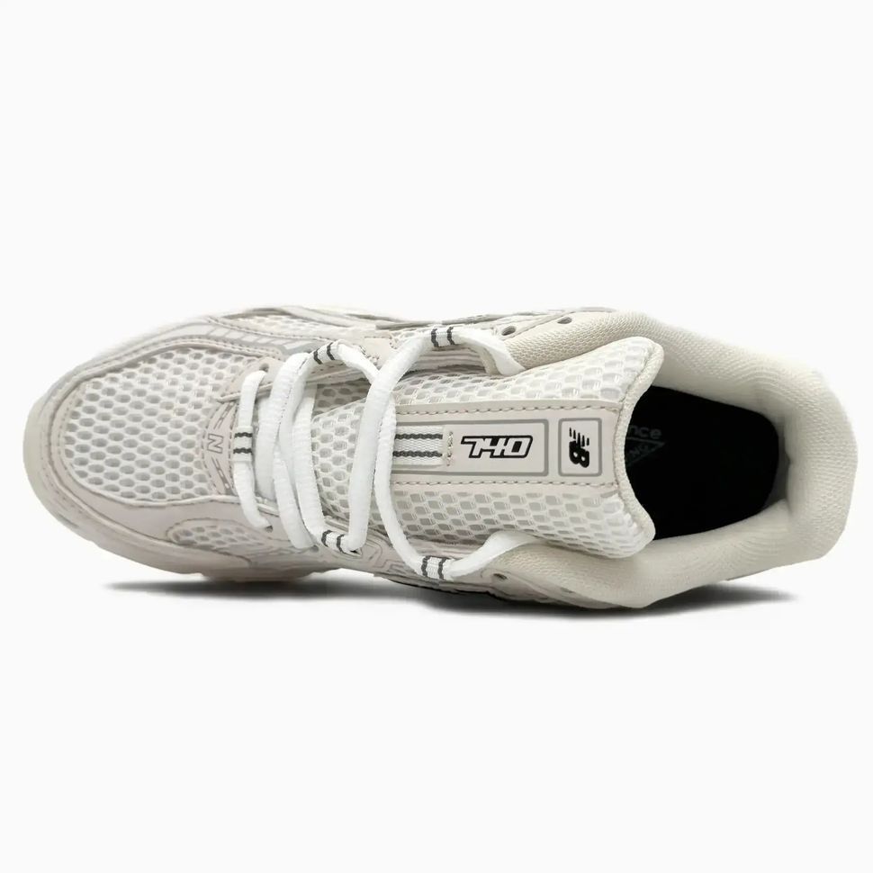 New Balance 740 White Silver Cream
