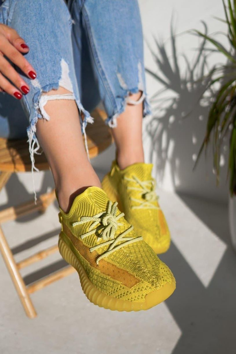 Кросівки Adidas Yeezy Boost 350 V2 Yellow (Реф шнурки) 3042 фото