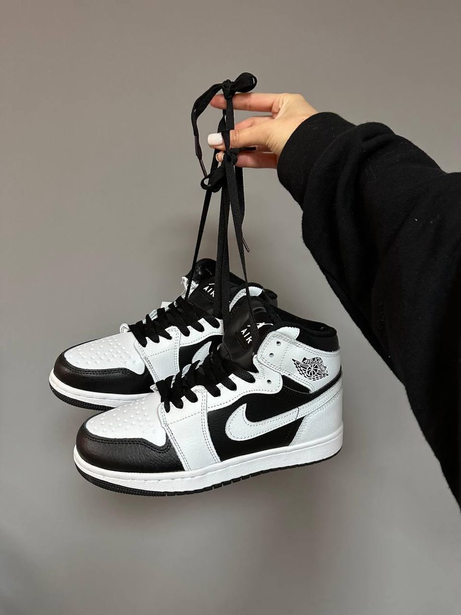 Nike Air Jordan 1 High White Black Fur 2268 фото