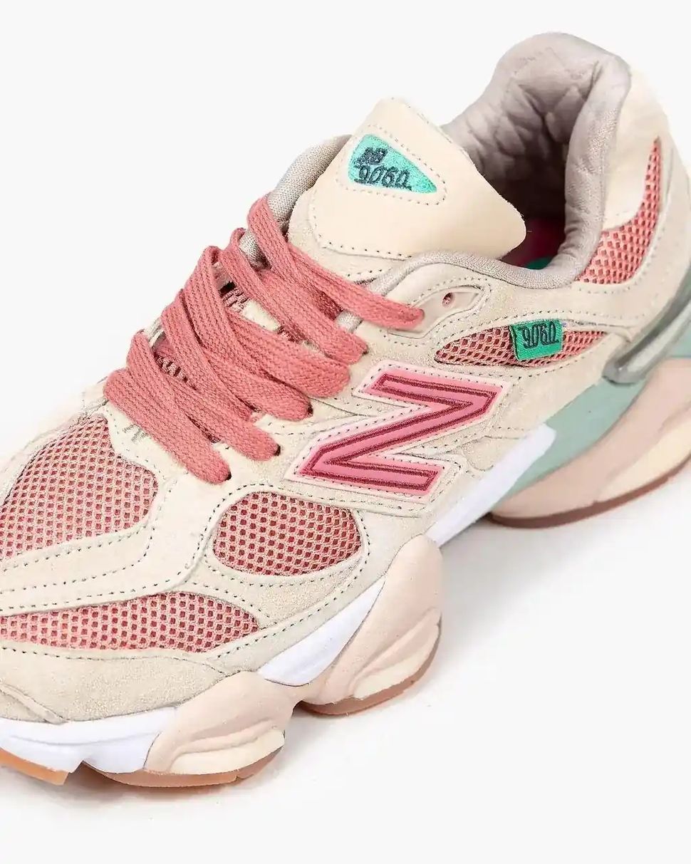 New Balance 9060 Sea Salt Coral Pink