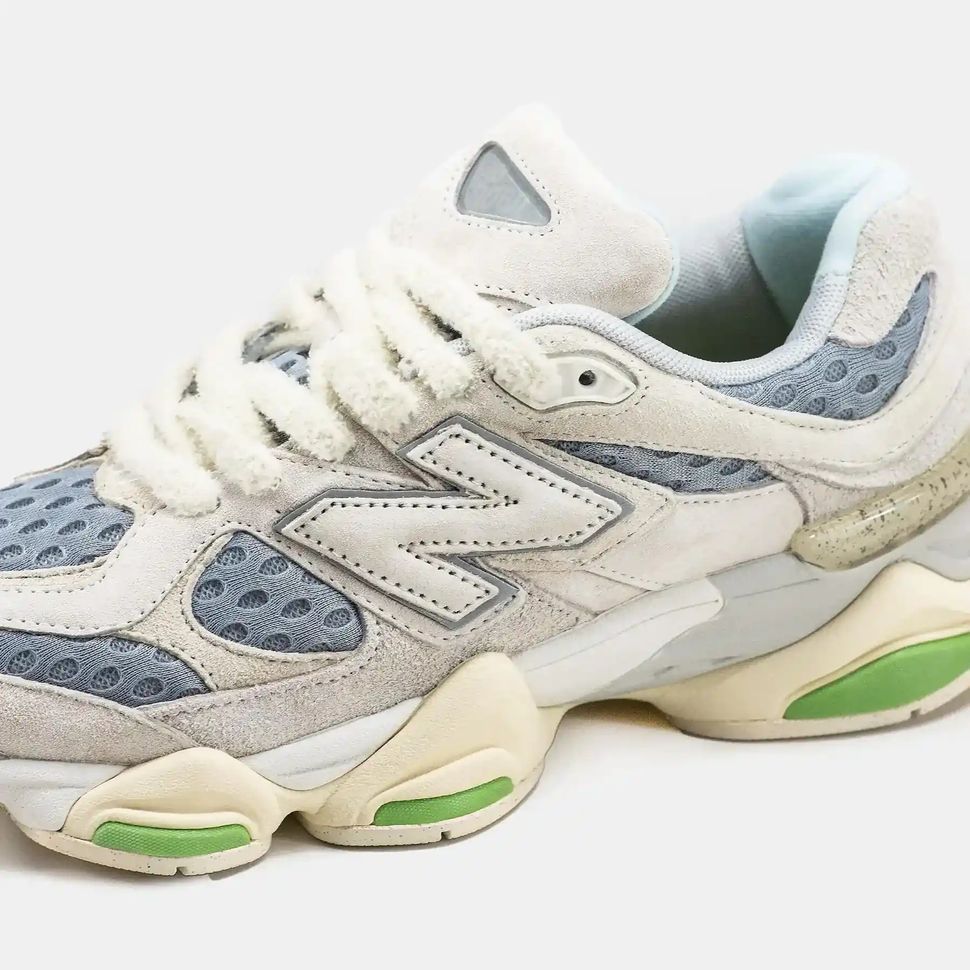 New Balance 9060 Bricks & Wood Cream Mint