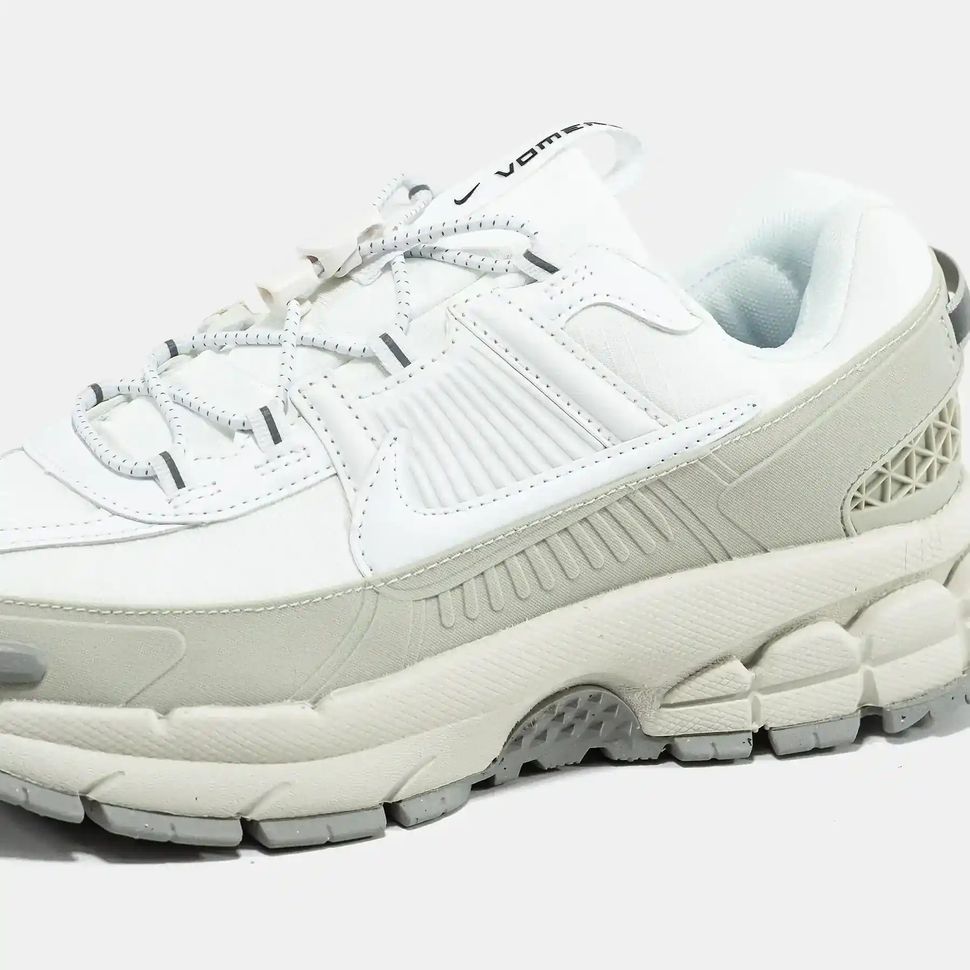 Nike Air Zoom Vomero Roam White Light Bone