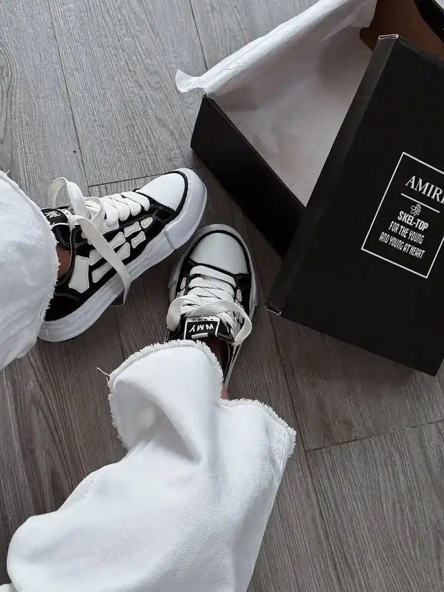 AMIRI MMY Bones x Maison Mihara Yasuhiro &ldquo;Black White&rdquo;, 37