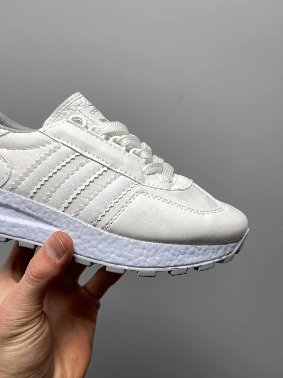 Кроссовки Adidas Retropy White v2 3219 фото