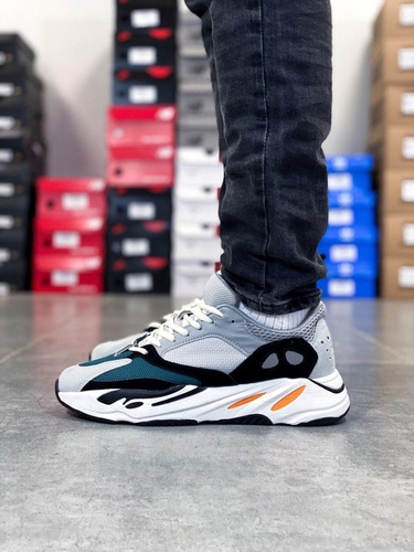 Adidas Yeezy Boost 700 Wave Runner Solid 3140 фото