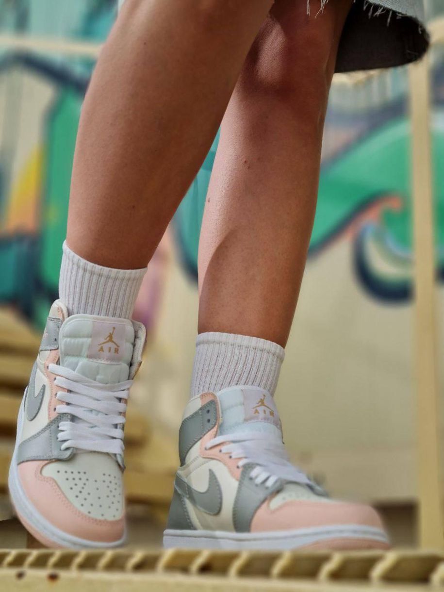 Баскетбольные кроссовки Nike Air Jordan 1 Retro Grey Brown 7143 фото