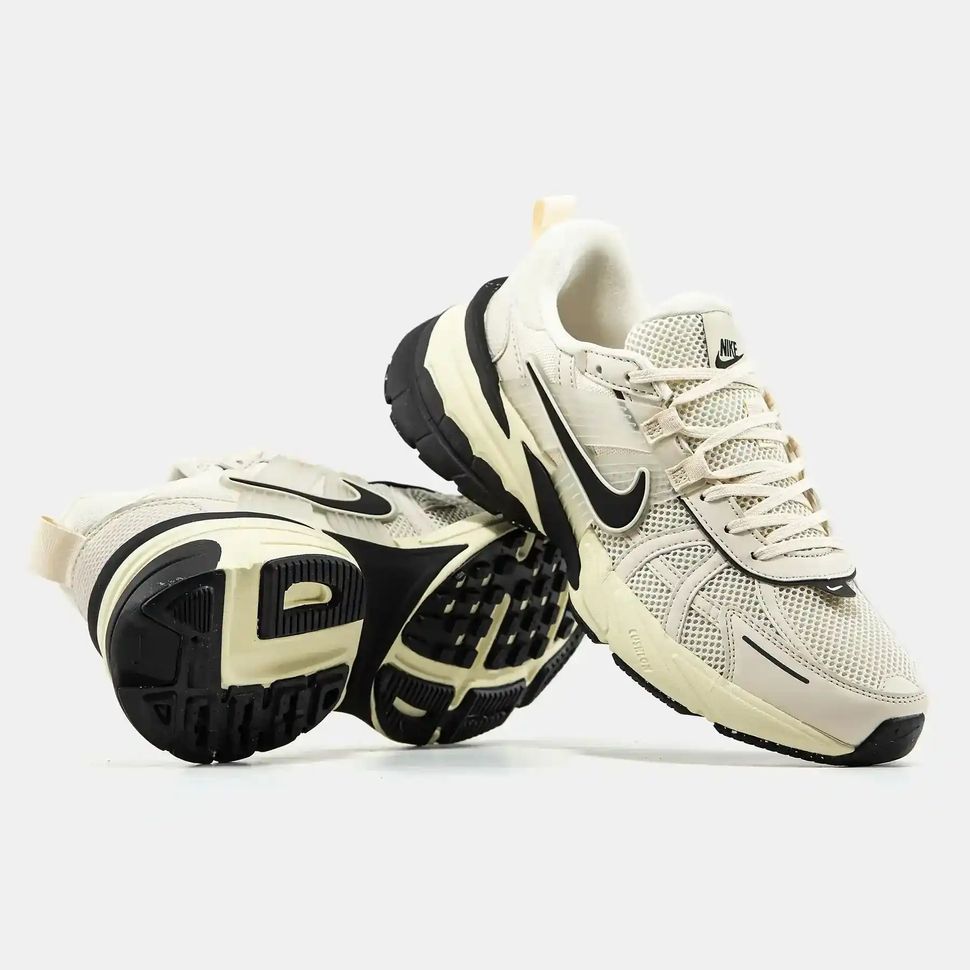Nike V2K Runtekk Cream Black