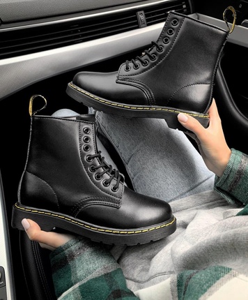 Зимові Черевики Dr. Martens Black Yellow 4196 фото