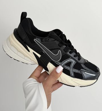 Nike V2K Run Black Metallic Silver, 36