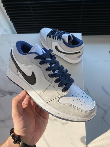 Nike Air Jordan Retro 1 Low Grey White Blue 2147 фото