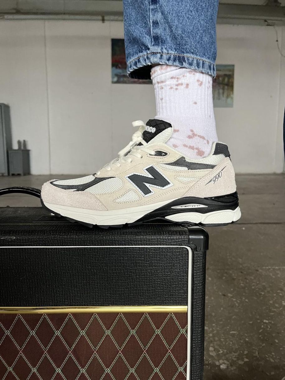 Кроссовки New Balance 990 Beige Black 3767 фото