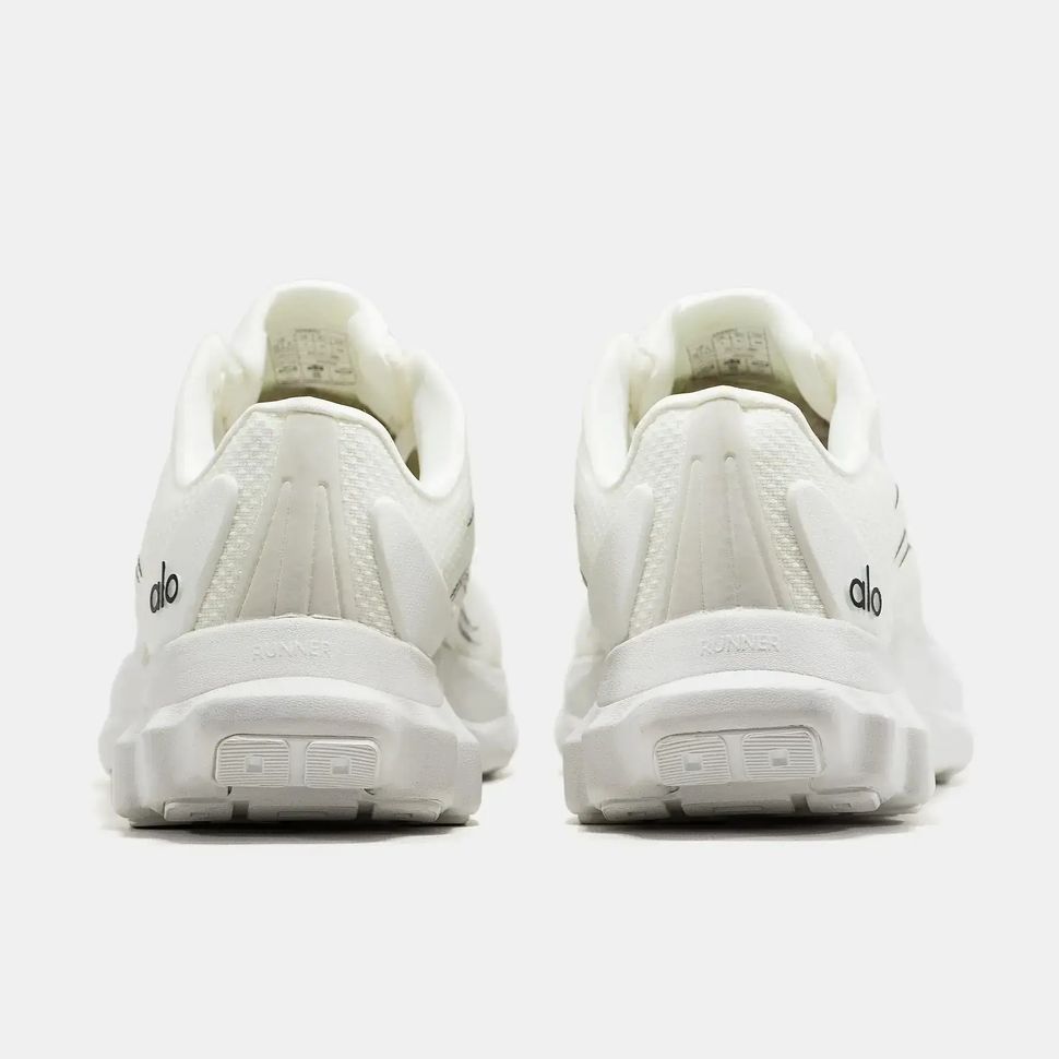 Alo Yoga Runner White, 38