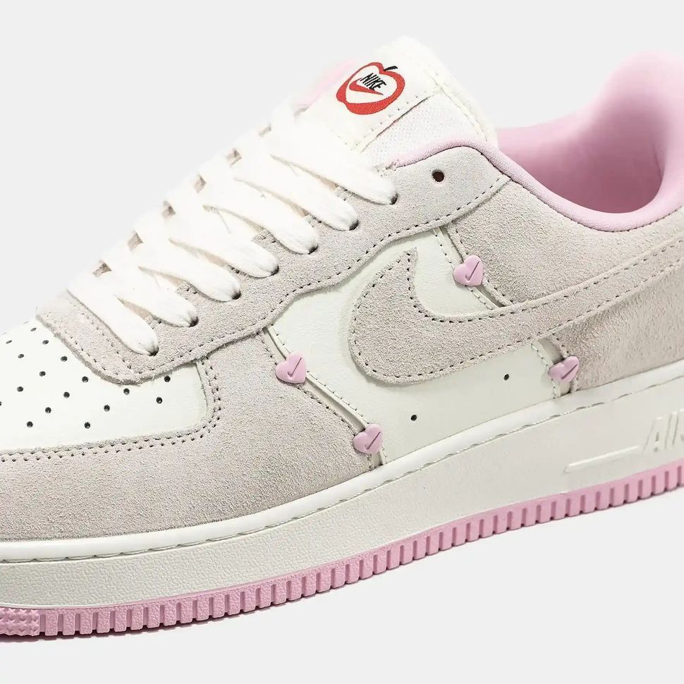 Nike Air Force 1 Low &ldquo;Valentine&rsquo;s Day&rdquo; Sail Pink
