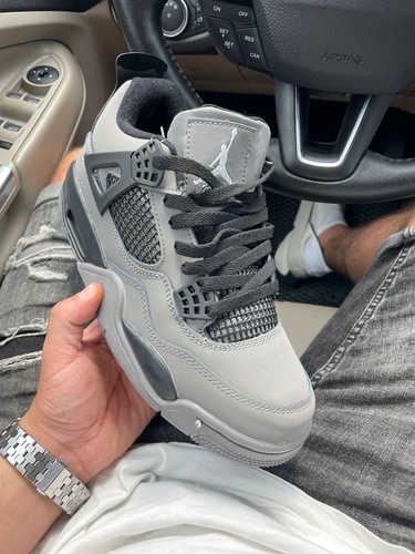 Баскетбольні кросівки Nike Air Jordan Retro 4 Grey Black 8380 фото