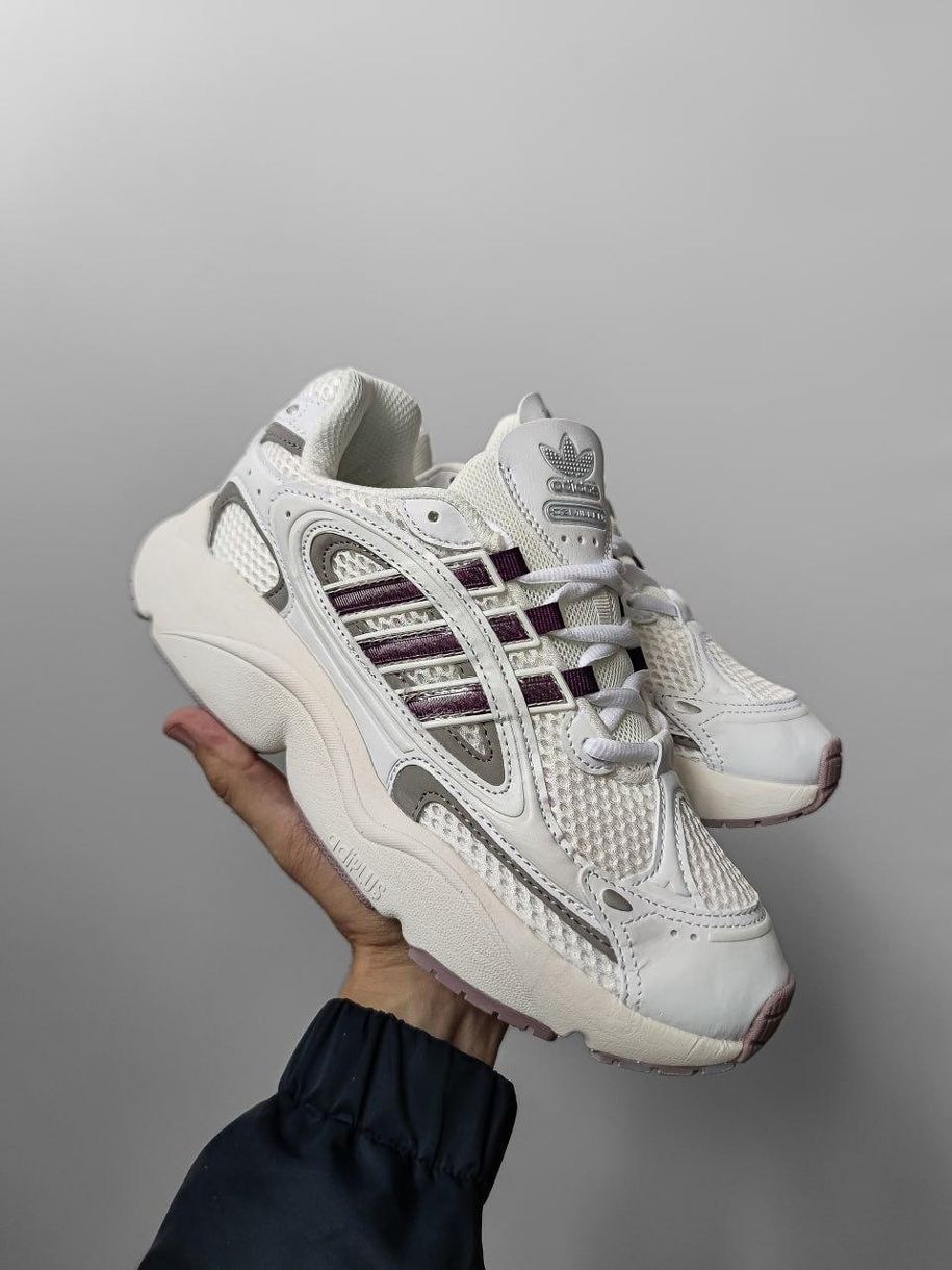 Кросівки білі Adidas Ozmillen White/Violet 11102 фото