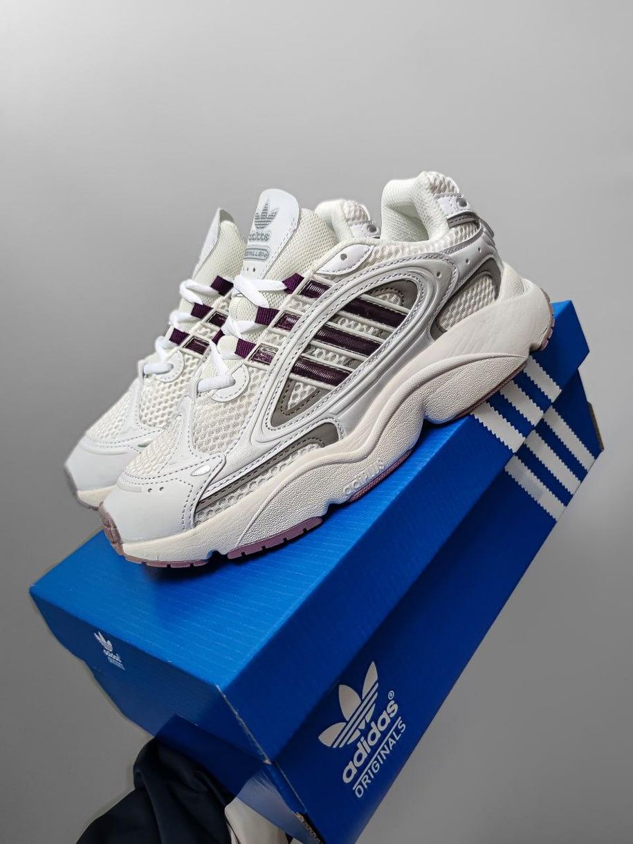 Кроссовки белые Adidas Ozmillen White/Violet 11102 фото