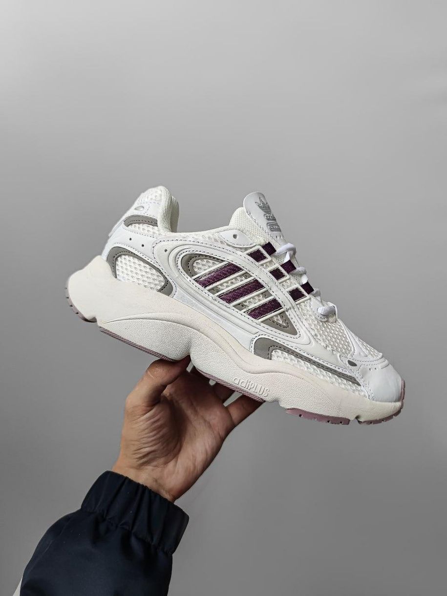 Кроссовки белые Adidas Ozmillen White/Violet 11102 фото