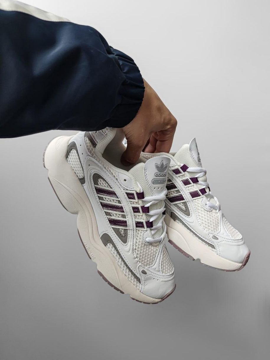 Кросівки білі Adidas Ozmillen White/Violet 11102 фото