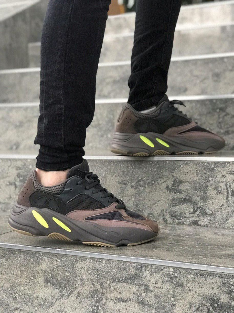 Кроссовки Adidas Yeezy Boost 700 V1 Mauve 3141 фото