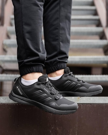 Кроссовки Adidas Terrex Light GTX Triple Black v2 11685 фото