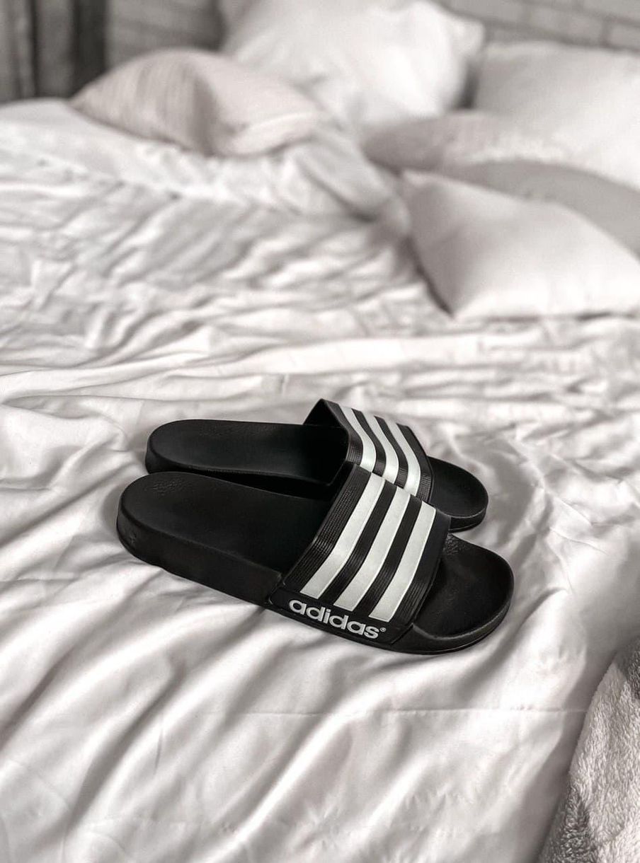 Шльопанці Adidas Black White 5 3341 фото